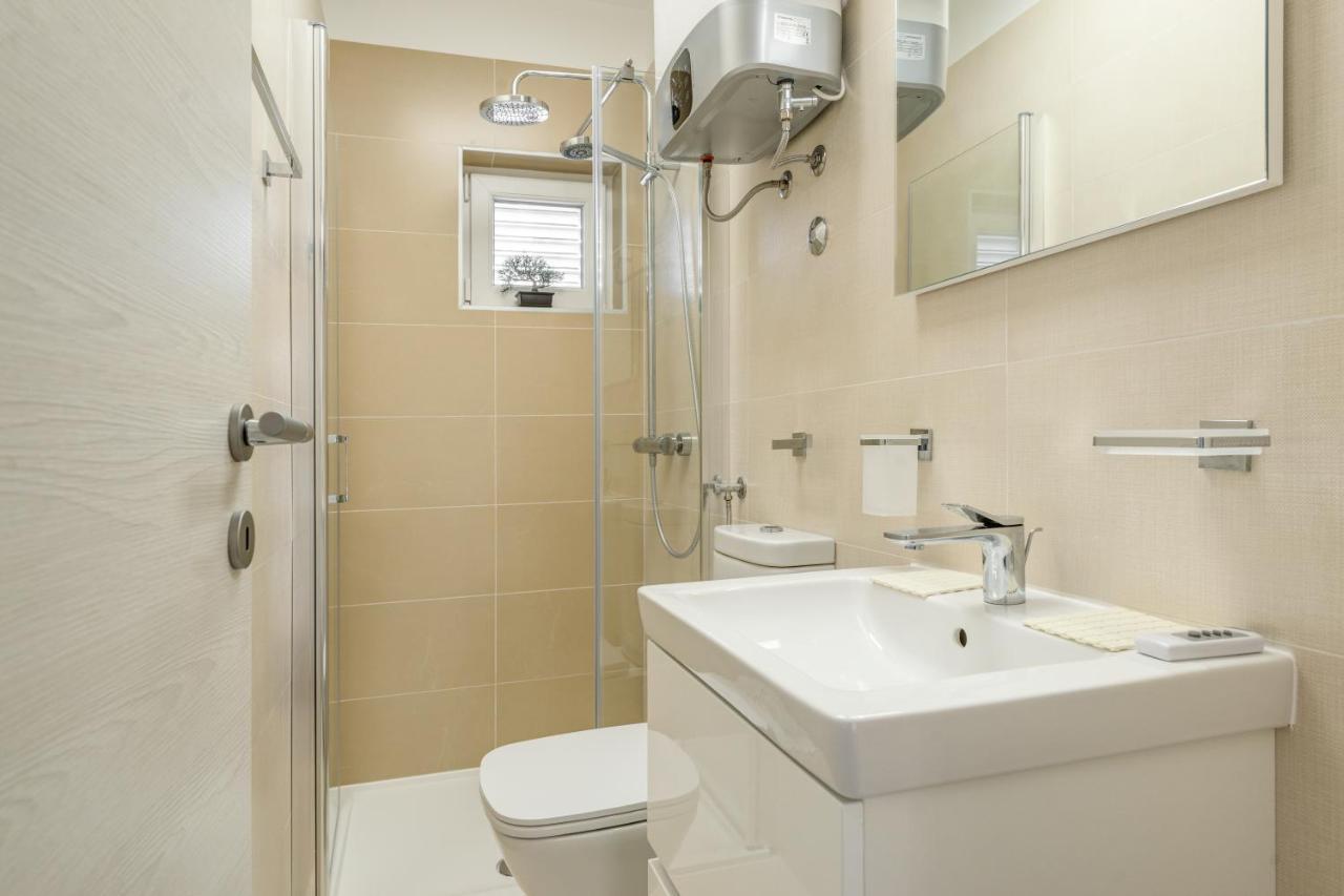 Joy 1 Apartment Novalja Luaran gambar