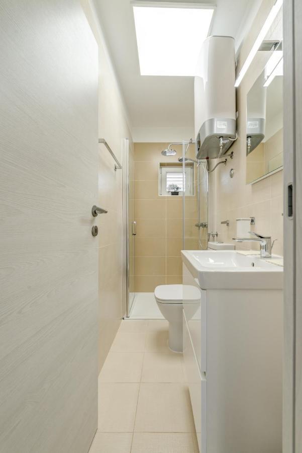 Joy 1 Apartment Novalja Luaran gambar