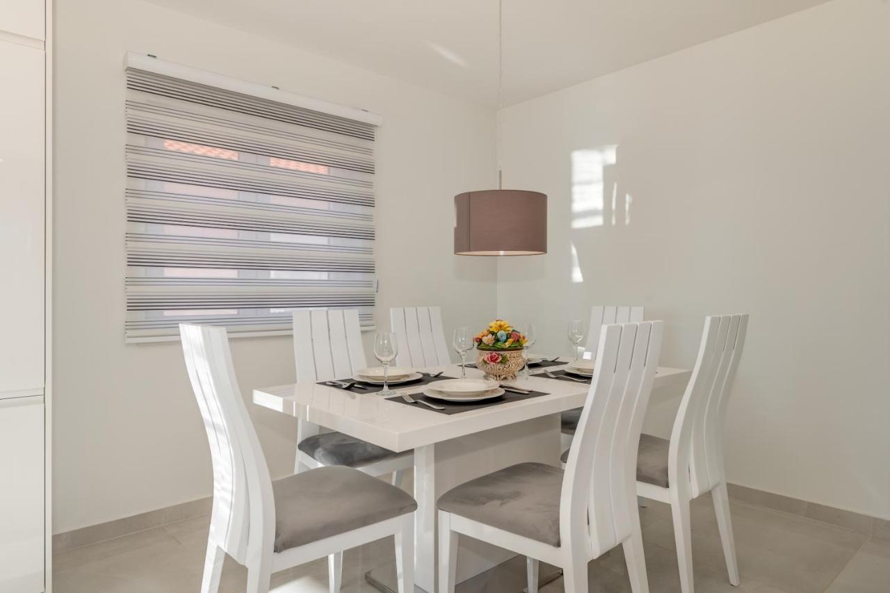 Joy 1 Apartment Novalja Luaran gambar