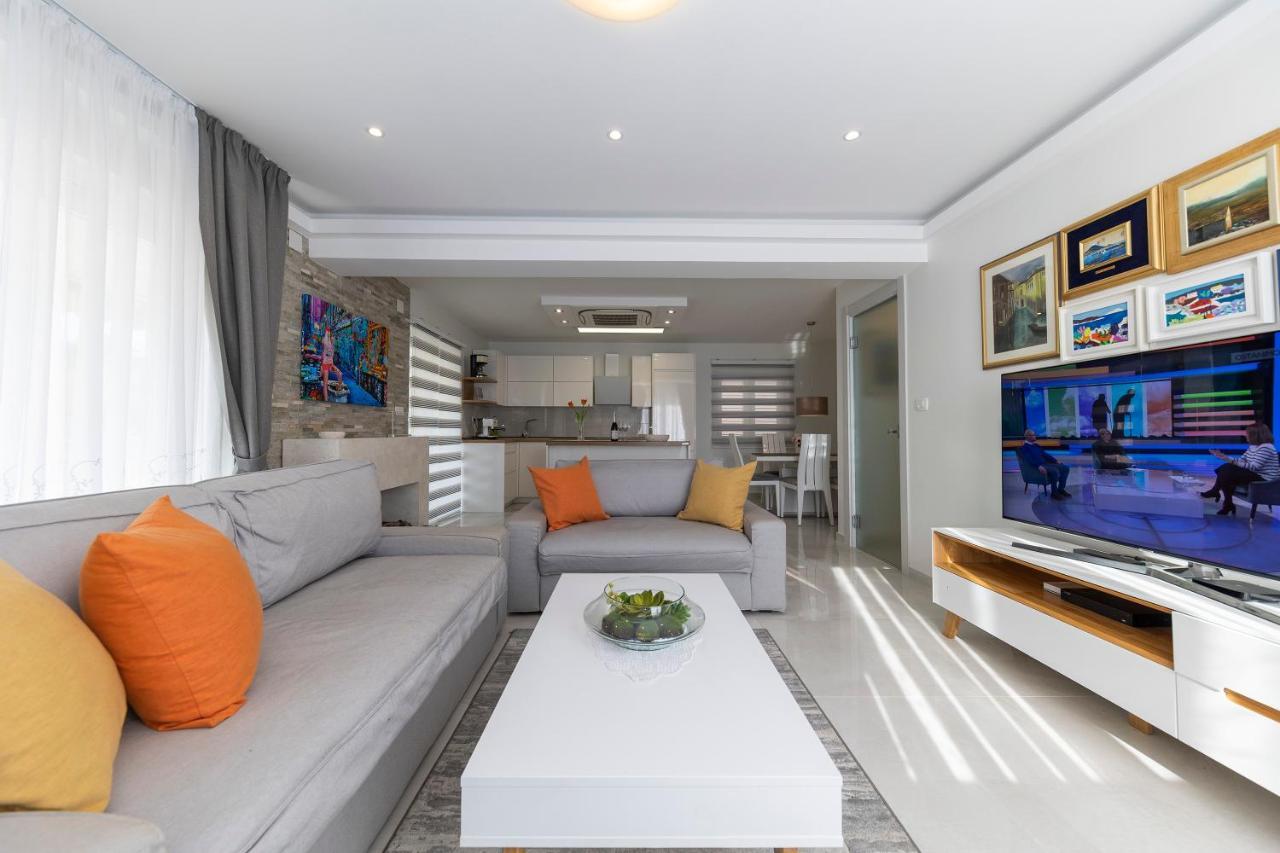 Joy 1 Apartment Novalja Luaran gambar