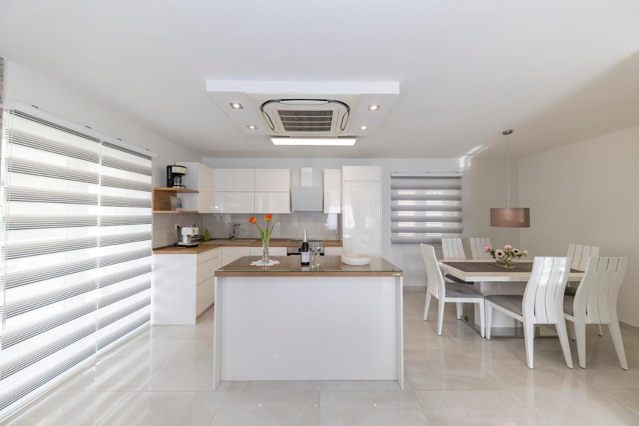 Joy 1 Apartment Novalja Luaran gambar