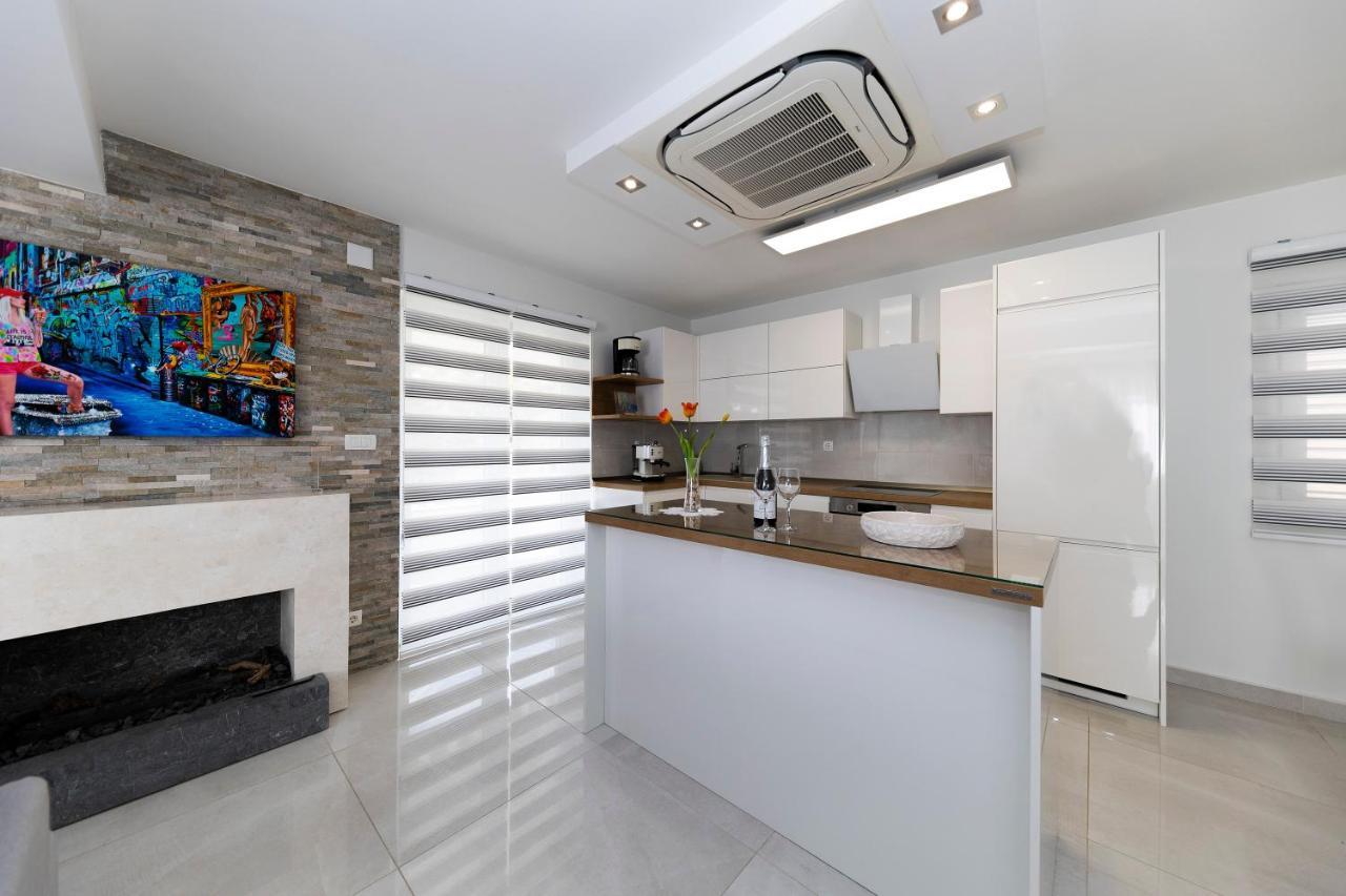Joy 1 Apartment Novalja Luaran gambar