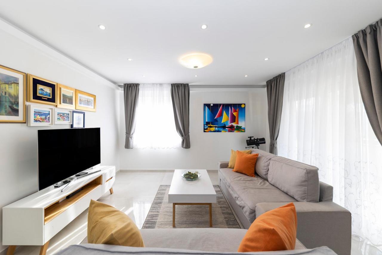 Joy 1 Apartment Novalja Luaran gambar